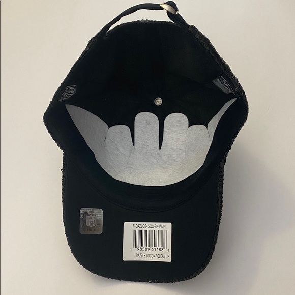 47 Philadelphia Eagles Black Sequin Cap featuring an embroidered sequined logo - Picture 12 of 13